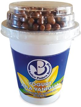 Yogurt alla vaniglia con palline di cereali al cacao Antico Podere Bernardi